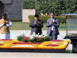 Presiden Prabowo Berikan Penghargaan kepada Mahatma Gandhi dalam Kunjungan Resmi ke India