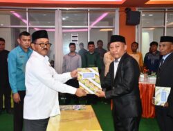 Bupati Rum Pagau Lantik Hariyono Bokingo sebagai Direktur PDAM Tirta Boalemo