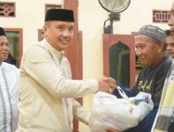 Safari Ramadan, Lahmudin Hambali Serahkan 1.250 Paket Bantuan untuk Kaum Dhuafa